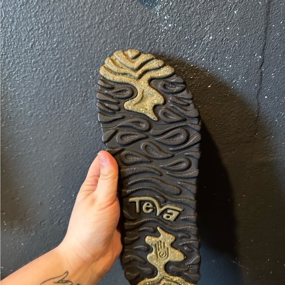 Teva Black Outdoor Sandals with Adjustable Straps and Textured Sole Size 12 - Picture 7 of 7